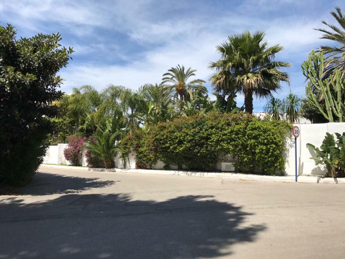Villa With Heated Pool And Jacuzzi Close To Puerto Banus And Beach Estepona Luaran gambar