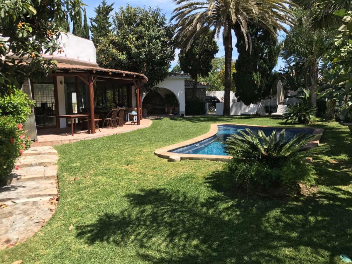 Villa With Heated Pool And Jacuzzi Close To Puerto Banus And Beach Estepona Luaran gambar