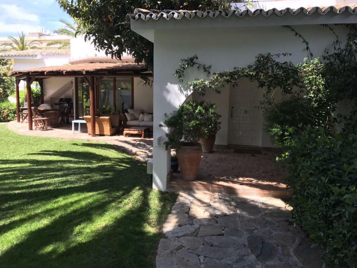 Villa With Heated Pool And Jacuzzi Close To Puerto Banus And Beach Estepona Luaran gambar