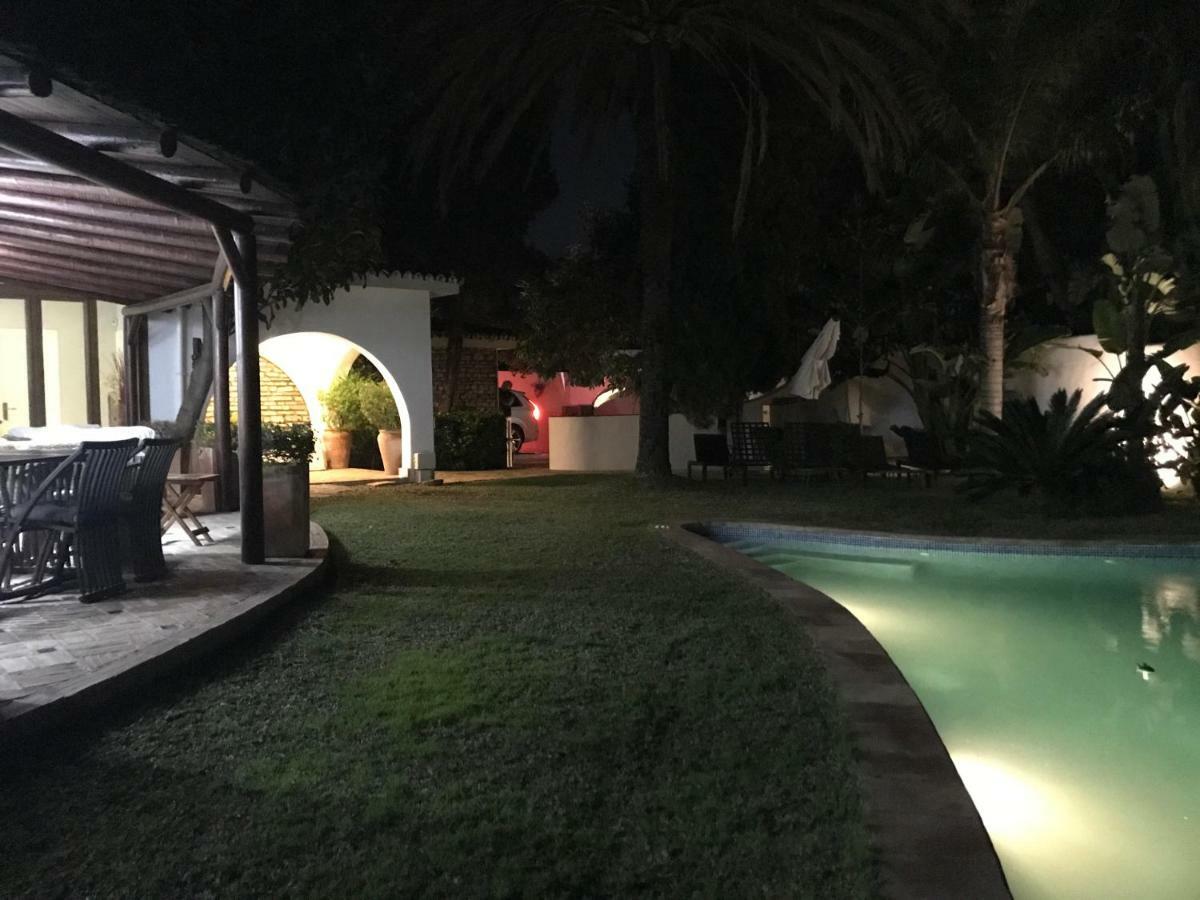 Villa With Heated Pool And Jacuzzi Close To Puerto Banus And Beach Estepona Luaran gambar