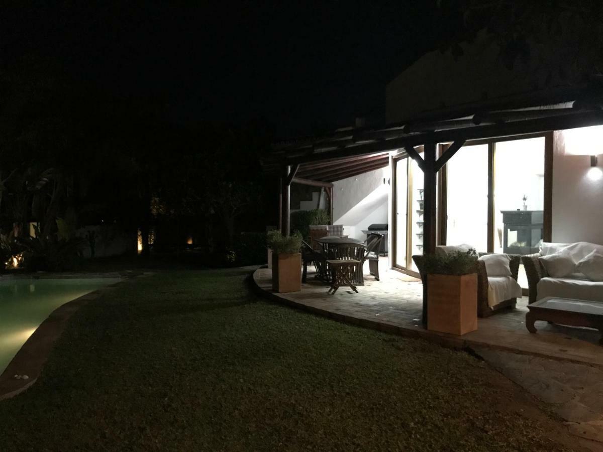 Villa With Heated Pool And Jacuzzi Close To Puerto Banus And Beach Estepona Luaran gambar